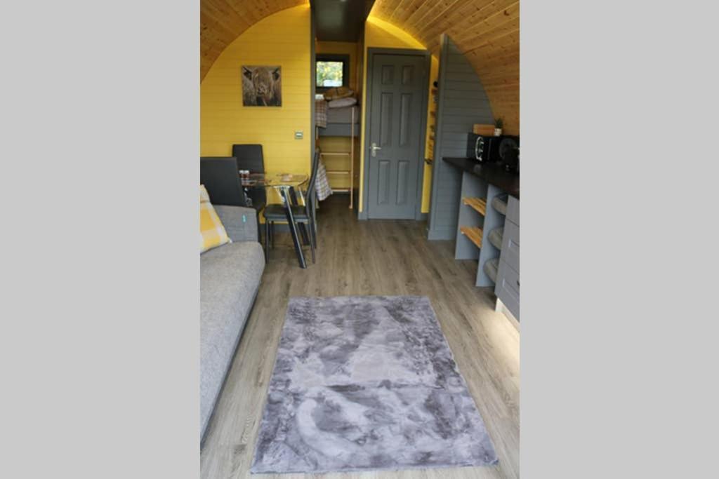 Glampods Glamping Pod - Meet Highland Cows And Sheep Elgin Villa Exterior photo