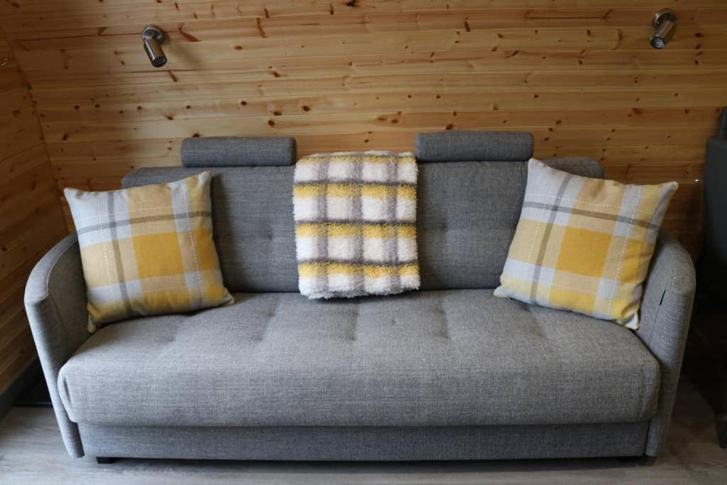 Glampods Glamping Pod - Meet Highland Cows And Sheep Elgin Villa Exterior photo
