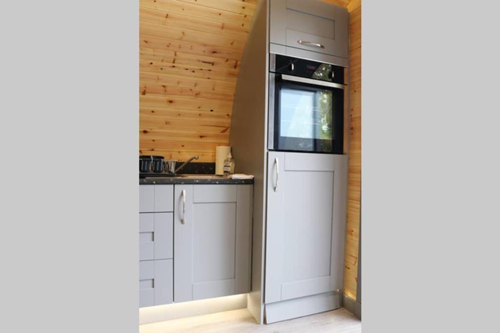 Glampods Glamping Pod - Meet Highland Cows And Sheep Elgin Villa Exterior photo